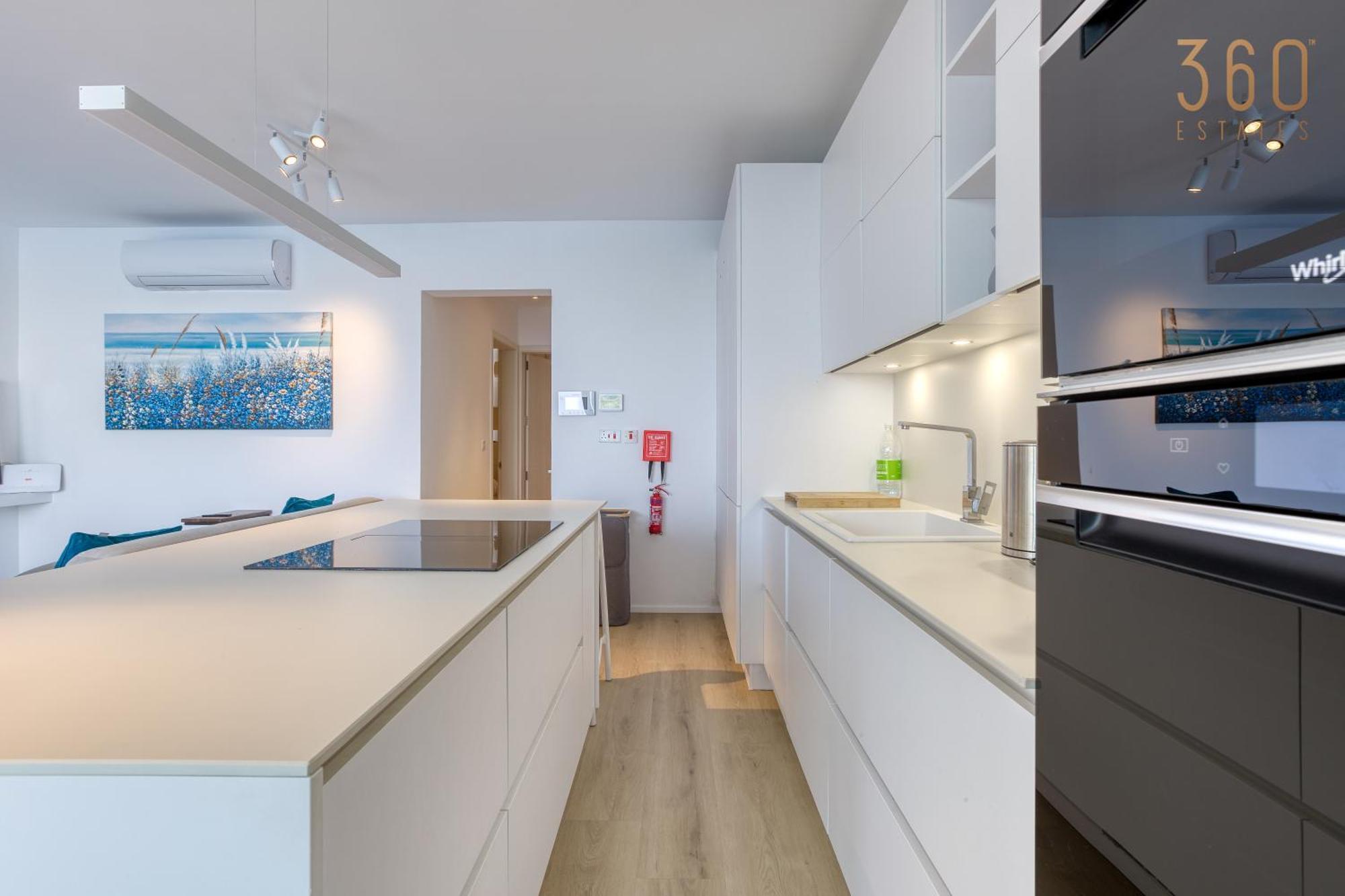 Designer 2Br Home With Stunning Views In St Pauls By 360 Estates Bahía de San Pablo Exterior foto